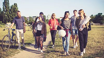 Internationale Gruppe im Park